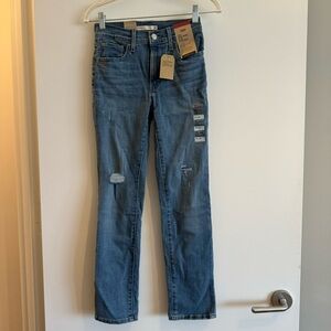 Levi’s 724 High-Rise Slim Straight Jeans NEW